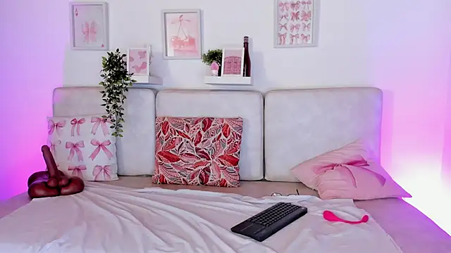 Malka Burning online show from September 14, 8:08 pm