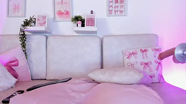 Malka Burning online show from October 14, 8:20 pm