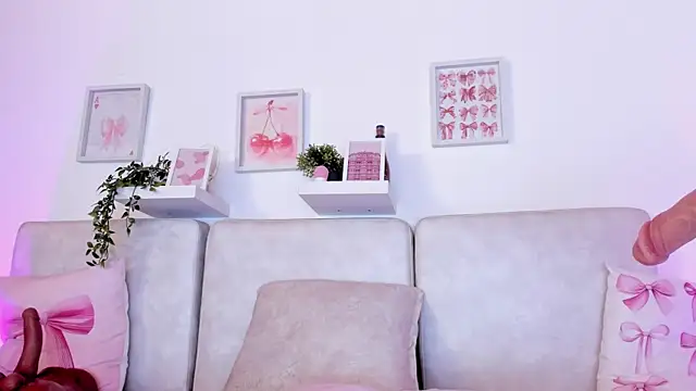 Malka Burning online show from October 18, 8:09 pm