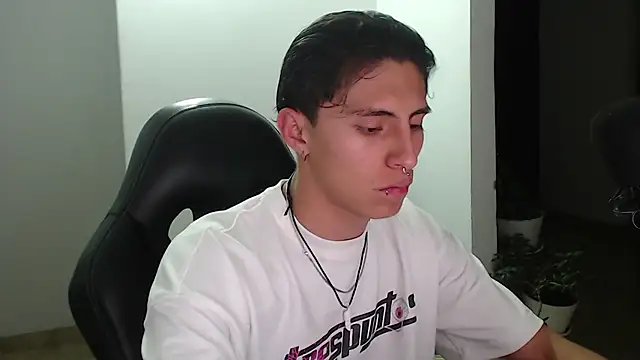 jay dimarco2 online show from September 22, 2:02 am