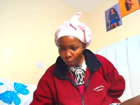 Snapshot of sweet_essin chatting on June 21, 8:22 pm sweet essin online show from June 21, 8:22 pm