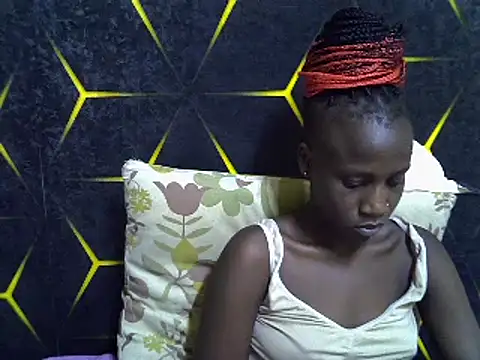 Snapshot of Spicey_diana chatting on February 25, 11:44 pm Spicey diana online show from February 25, 11:44 pm