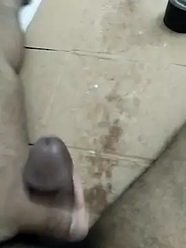 Snapshot of cenyon124 chatting on December 15, 4:00 pm cenyon124 online show from December 15, 4:00 pm