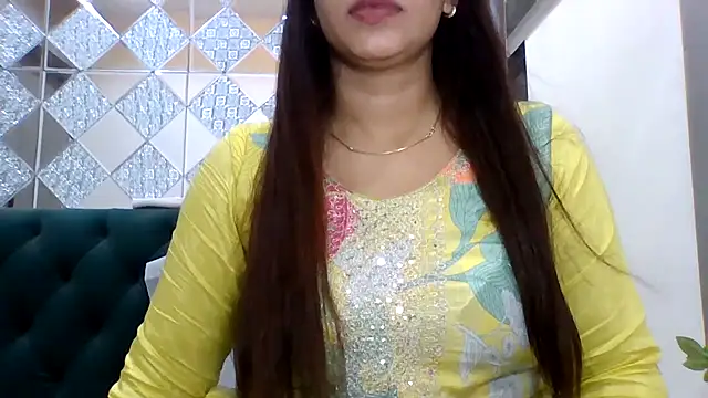 Snapshot of sparkling_queen chatting on October 3, 5:32 pm sparkling queen online show from October 3, 5:32 pm