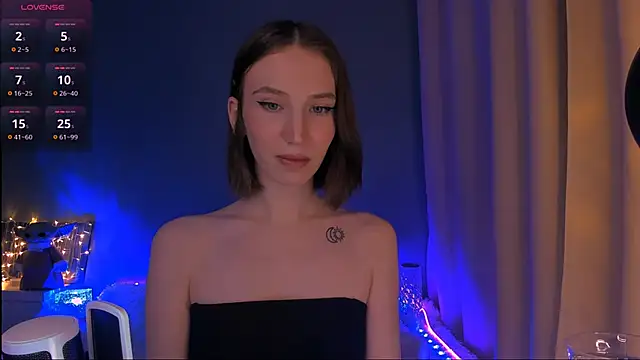 ellaamber online show from January 24, 9:37 pm