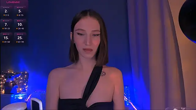 ellaamber online show from February 10, 10:09 pm