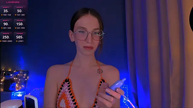 ellaamber online show from February 22, 7:58 pm