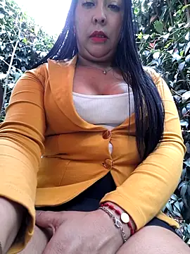 Bella keny online show from December 20, 5:42 pm