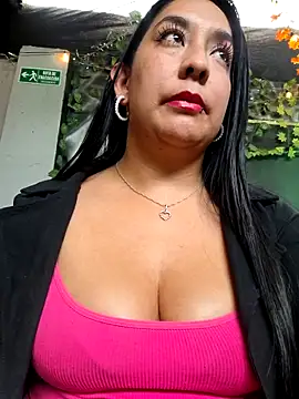 Bella keny online show from March 6, 6:15 pm