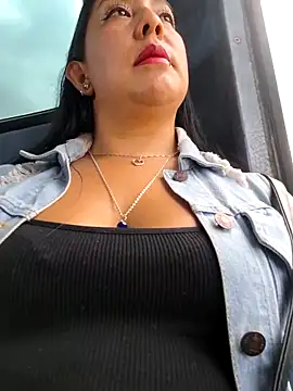 Bella keny online show from June 3, 2:33 pm