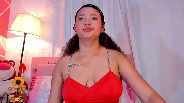 Snapshot of JessyZoe chatting on June 2, 1:46 pm JessyZoe online show from June 2, 1:46 pm