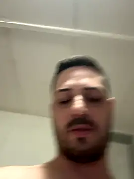 Snapshot of iltoscano95 chatting on October 10, 6:40 pm iltoscano95 online show from October 10, 6:40 pm