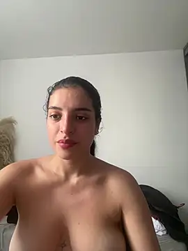 Snapshot of dakota_le chatting on July 14, 9:20 pm dakota le online show from July 14, 9:20 pm