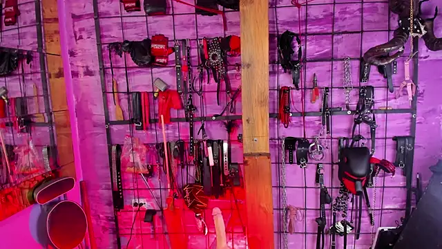 Snapshot of alexia_aitanaa_ chatting on October 29, 3:09 am alexia aitanaa online show from October 29, 3:09 am