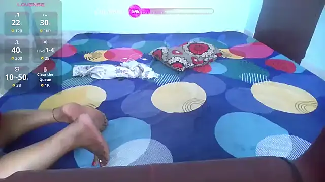 hot-saniya01 online show from March 19, 7:34 am