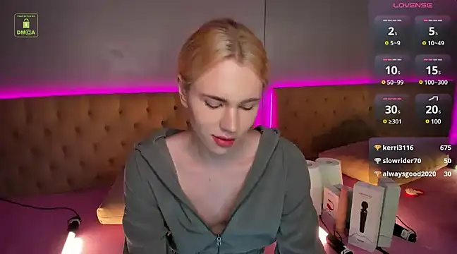 DanielPaige  online show from December 26, 7:27 pm