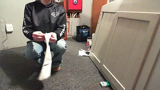 Snapshot of Genevieve143 chatting on February 25, 10:47 am Genevieve143 online show from February 25, 10:47 am