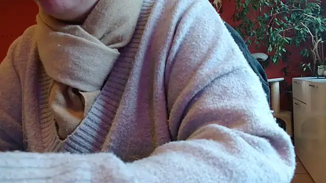 cruellaculdenfer67 online show from February 10, 2:21 pm