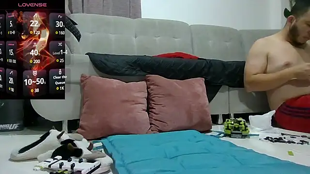 Snapshot of saramartinez1000 chatting on February 23, 5:23 am saramartinez1000 online show from February 23, 5:23 am