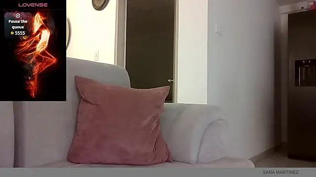 Snapshot of saramartinez1000 chatting on September 26, 3:49 pm saramartinez1000 online show from September 26, 3:49 pm