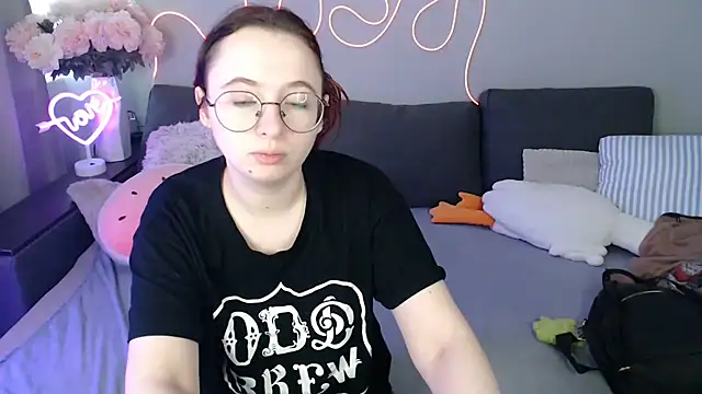 Mini Diva online show from July 29, 8:12 am