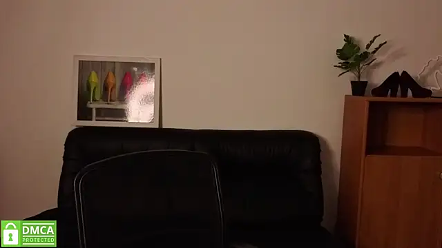 annakillianox online show from June 23, 5:27 am