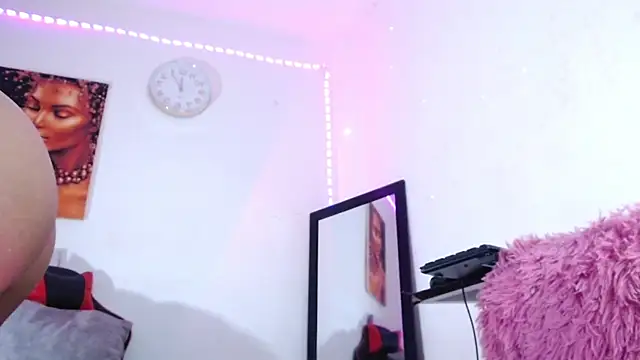 Snapshot of amgeline chatting on January 8, 8:38 am amgeline online show from January 8, 8:38 am