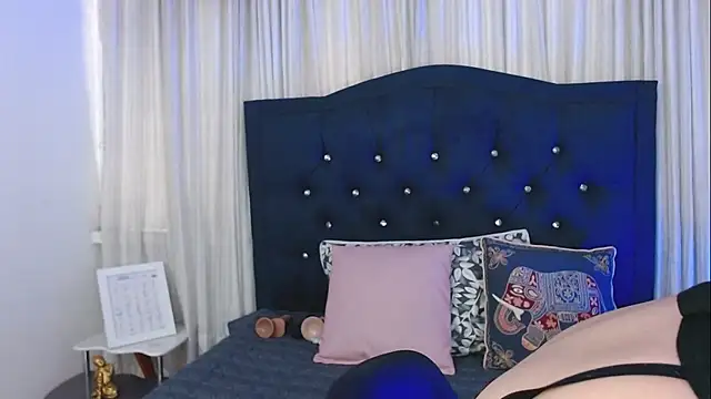 Uzra hayed online show from November 13, 7:57 pm