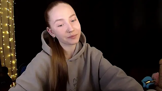 SindiWatsoon online show from February 18, 5:53 pm