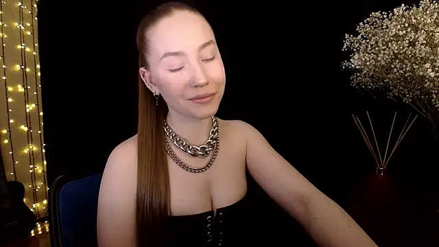 SindiWatsoon online show from March 11, 5:08 pm