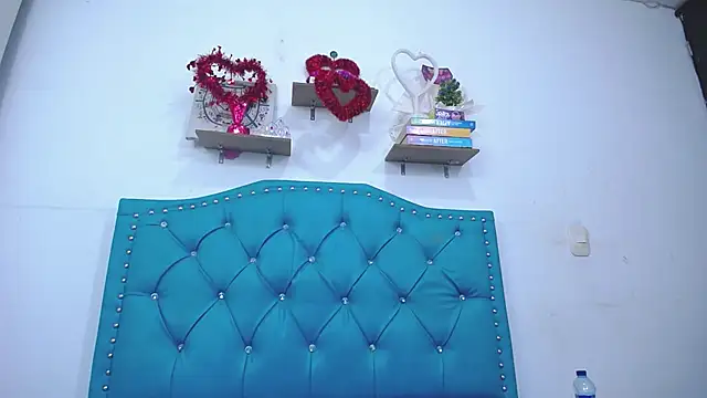 Snapshot of luly_pink chatting on January 11, 9:57 am luly pink online show from January 11, 9:57 am