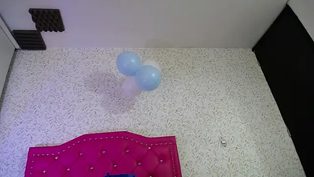 Snapshot of luly_pink chatting on October 10, 3:16 am luly pink online show from October 10, 3:16 am