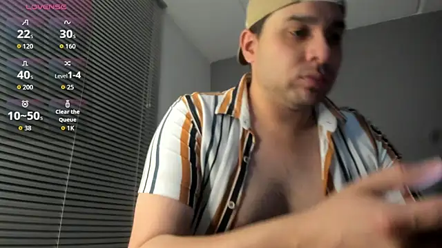 Latin boy surprisee online show from May 1, 1:43 am