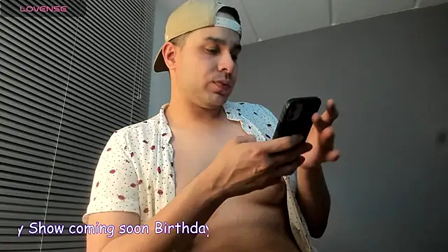 Latin boy surprisee online show from May 20, 12:50 am