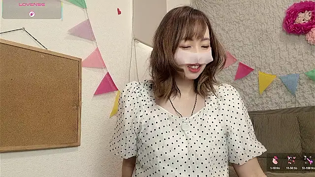A33-asami online show from May 29, 4:32 am