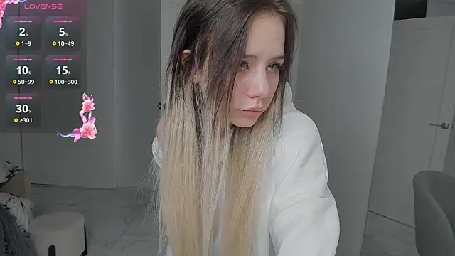 KellyBarton online show from December 16, 10:13 pm