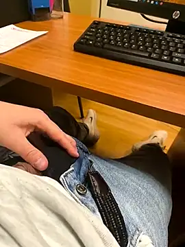 Snapshot of onbifeet chatting on March 11, 5:46 pm onbifeet online show from March 11, 5:46 pm