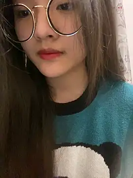 Krixxi22 online show from February 6, 3:52 pm