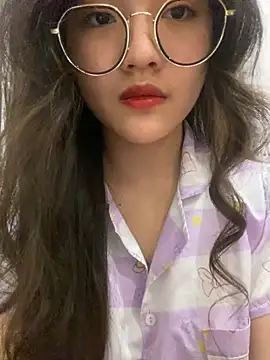 Krixxi22 online show from March 4, 2:32 pm