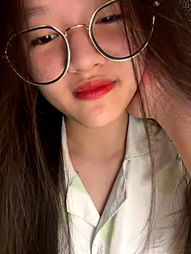 Krixxi22 online show from November 4, 2:49 pm