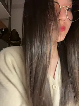 Krixxi22 online show from February 5, 7:07 pm