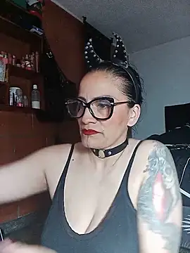 Taylor-hardcore online show from May 30, 2:52 am