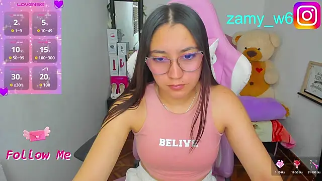 Snapshot of karla_cute01 chatting on May 12, 5:04 am karla cute01 online show from May 12, 5:04 am