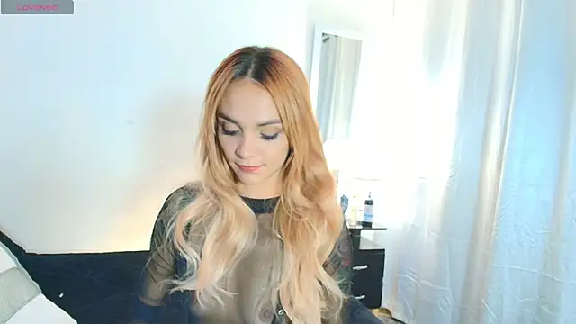 MeganLorensx online show from October 16, 9:49 pm