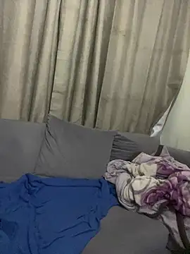 jaytee198610 online show from July 18, 3:11 am