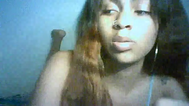 Snapshot of Bellabeltrann chatting on December 10, 5:55 pm Bellabeltrann online show from December 10, 5:55 pm