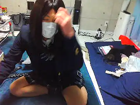 Snapshot of nao-0 chatting on December 7, 12:08 am nao-0 online show from December 7, 12:08 am