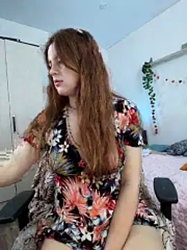 Snapshot of Lisa_sweetheels chatting on March 17, 5:33 am Lisa sweetheels online show from March 17, 5:33 am