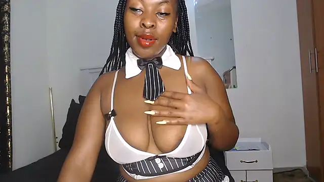 Snapshot of sweetice_02 chatting on July 21, 2:03 am sweetice 02 online show from July 21, 2:03 am