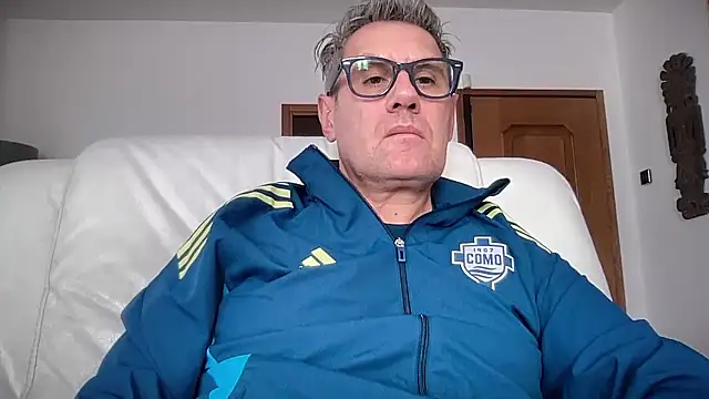 Britmi online show from October 18, 12:06 pm